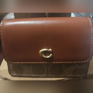 NWT Coach Half Flap Card Case In Colorblock Signature Canvas C7211